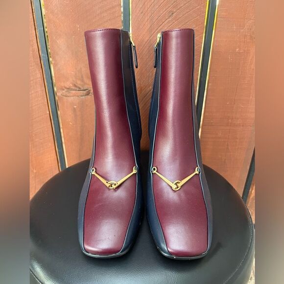 Tory Burch Equestrian Link Leather Ankle Bootie 85MM size 9M - Picture 3 of 7